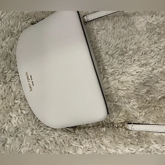 Kate Spade Crossbody in Cream/White color. - Picture 3 of 10